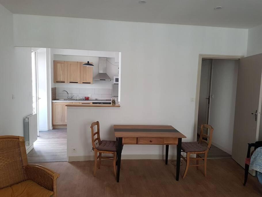 Apartment Agreable Lumineux Au Centre-ville Oyonnax