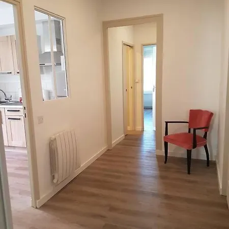 Agreable Appartement Lumineux Au Centre-Ville Oyonnax Exterior foto