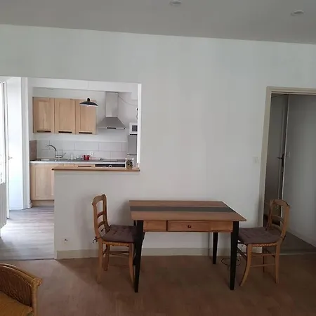 Agreable Appartement Lumineux Au Centre-Ville Oyonnax Exterior foto