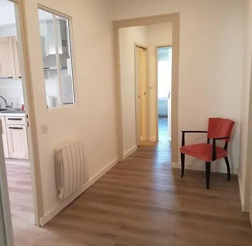 Agreable Appartement Lumineux Au Centre-Ville