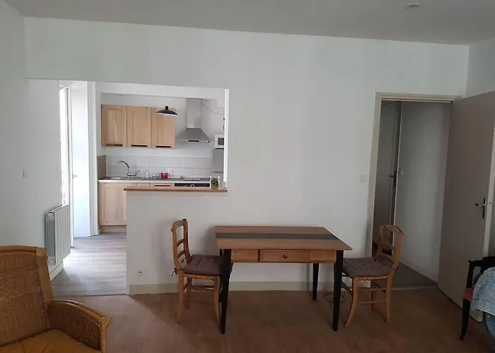 Agreable Appartement Lumineux Au Centre-Ville